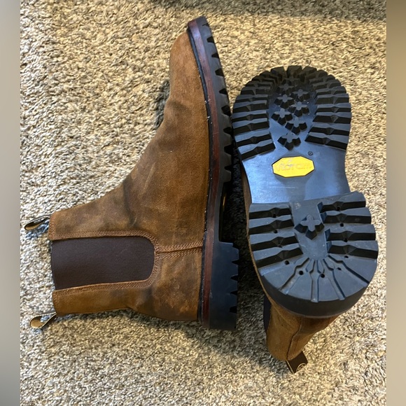 Taylor Stitch Chelsea Boots size 10.5 - Picture 2 of 3